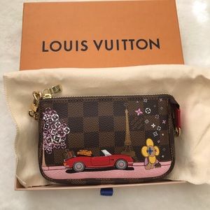 ❌SOLD❌Louis Vuitton Mini Pochette